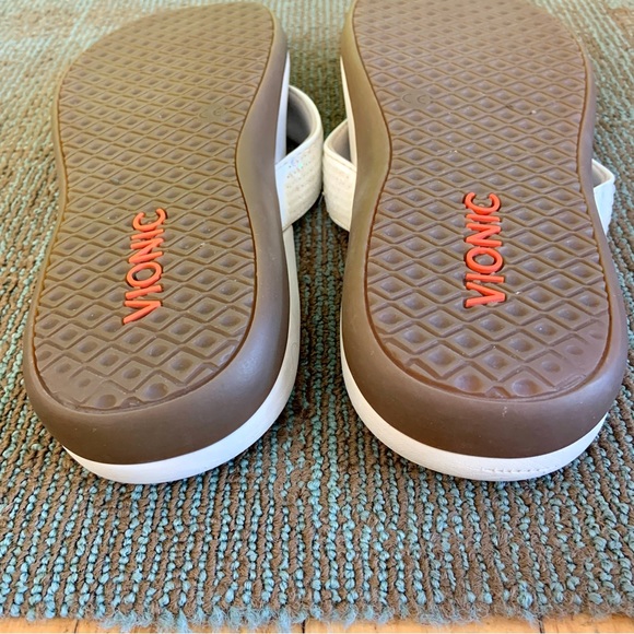 Vionic Orthaheel Cream Iridescent Sequins Tide Toe Post Thong Sandals size 8 39 - Picture 12 of 12